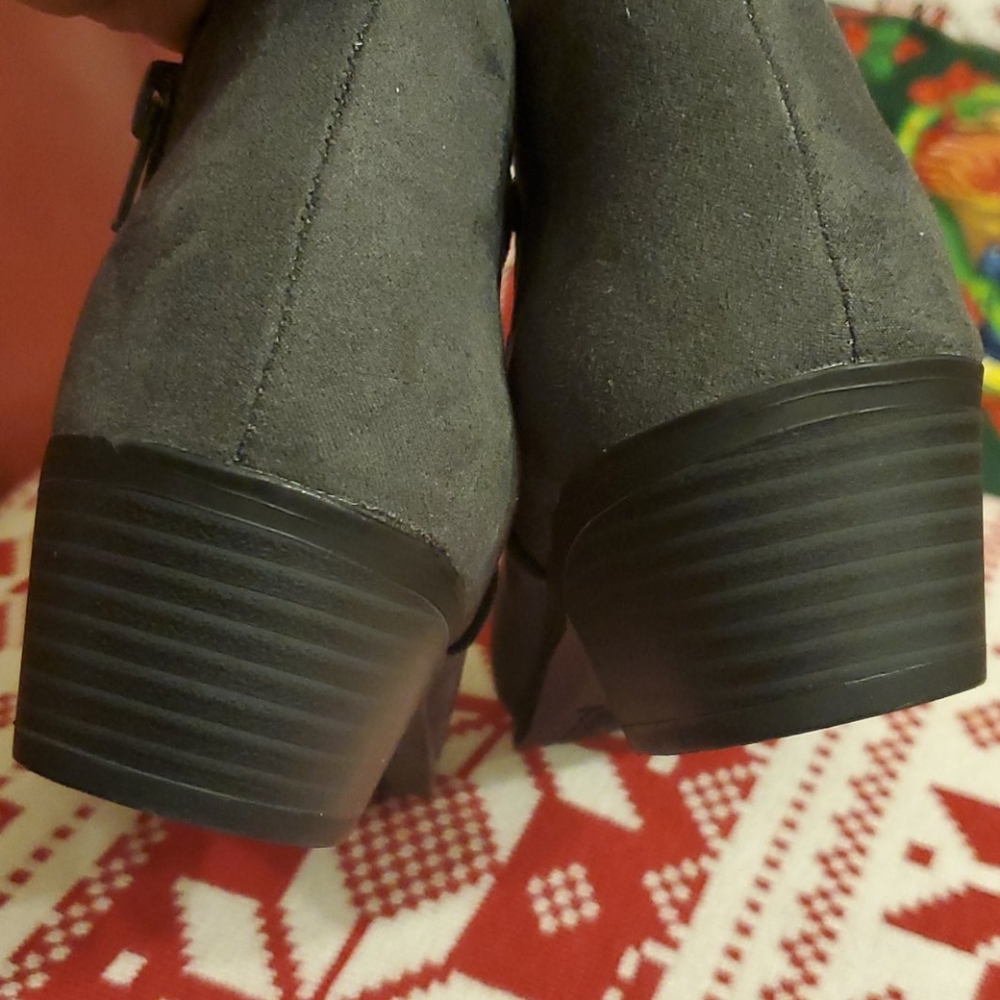 Style & Co. Ankle Booties - NWOT - Picture 9 of 10